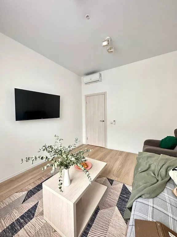 Светлая уютная трехкомнатная квартира