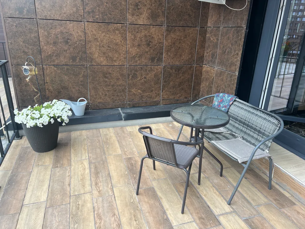 Квартира Квартира Комфортабельная студия с собственной террасой возле Планеты — Красноярск