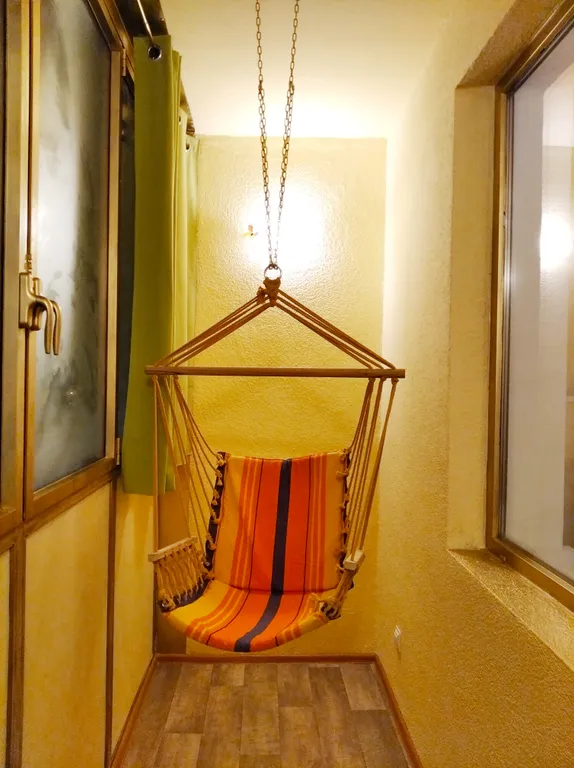 Светлая квартира у парка с рекой +