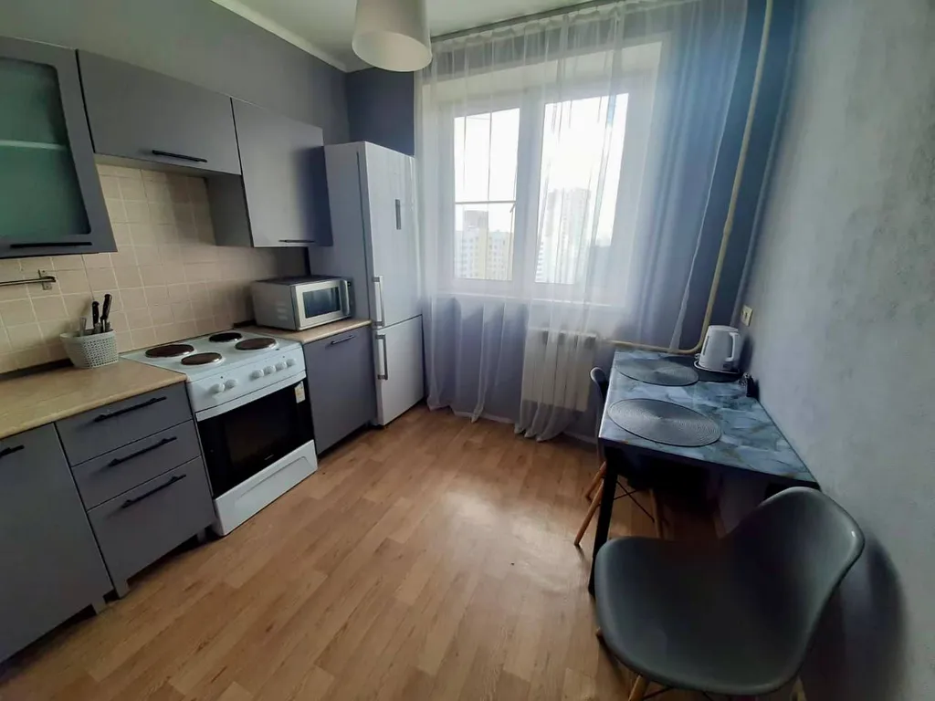 Апартамент у озера в центре города