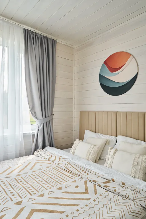 Коттедж в окружении леса с джакузи и сауной