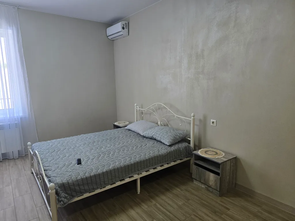 Квартира Квартира Двухместный номер с 1 кроватью Современный номер 28 м² с мини кухней — Самара