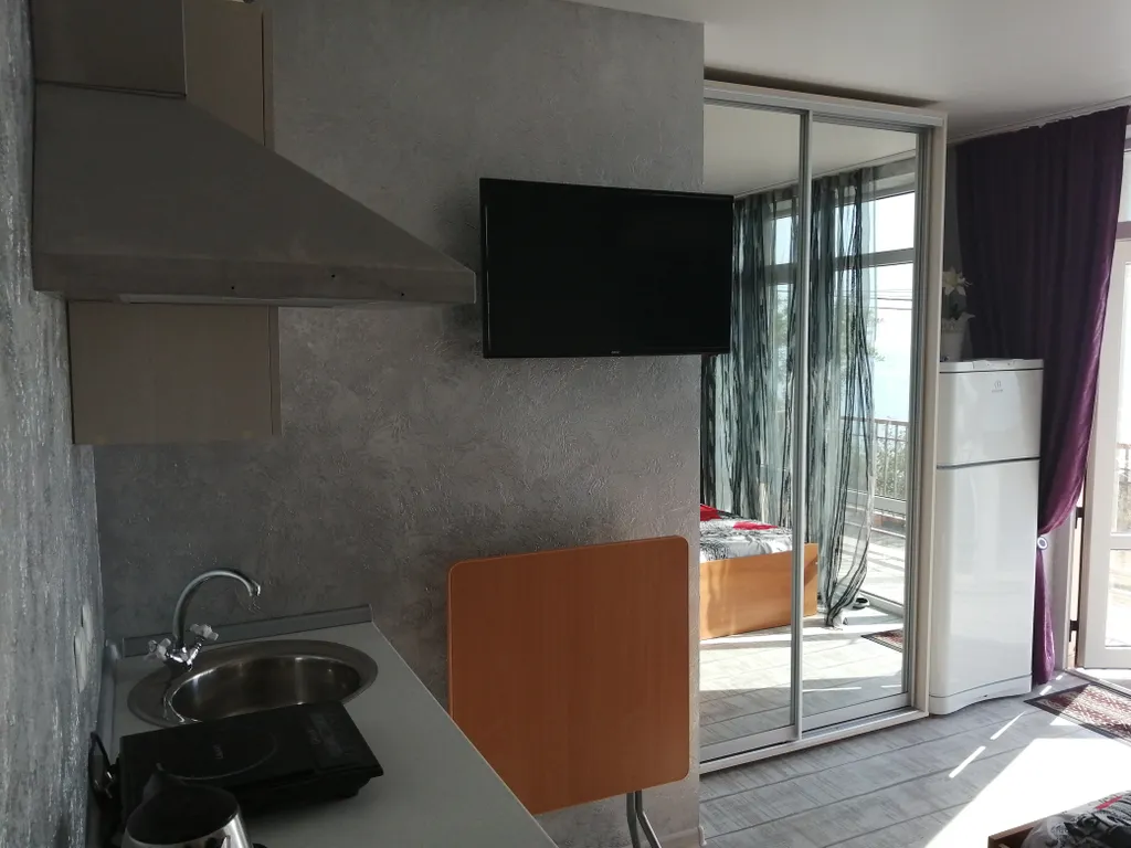 Комната с видом на море 11