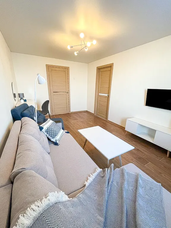 Квартира Двухкомнатные апартаменты для 5 гостей с новым ремонтом — аренда посуточно в Кировск