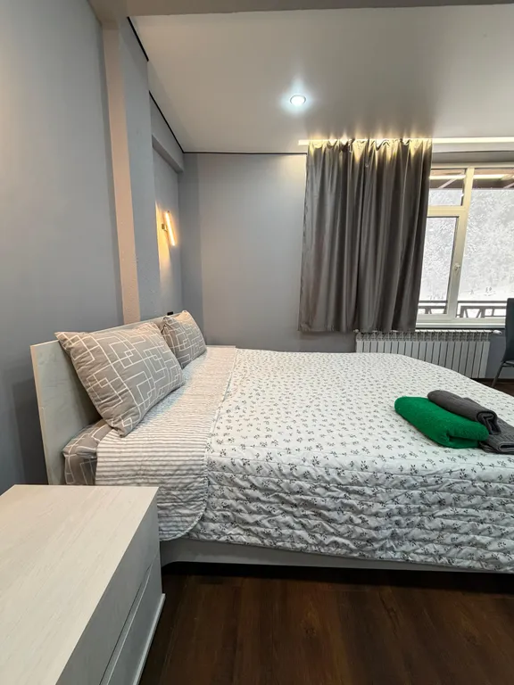 Квартира-студия: горы,канатная дорога и уют "