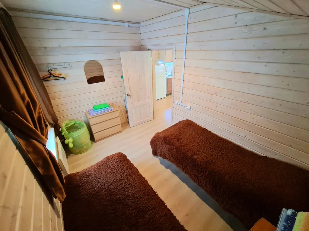 Дом стеклянный с видом на Ладожское озеро