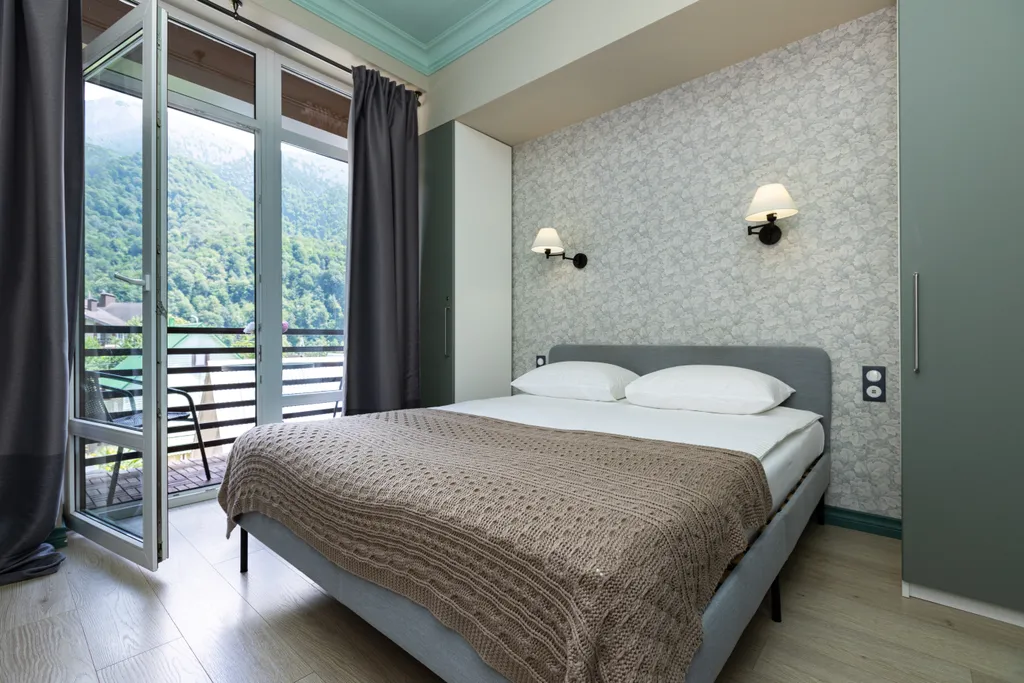 Дизайнерская квартира в центре Красной Поляны