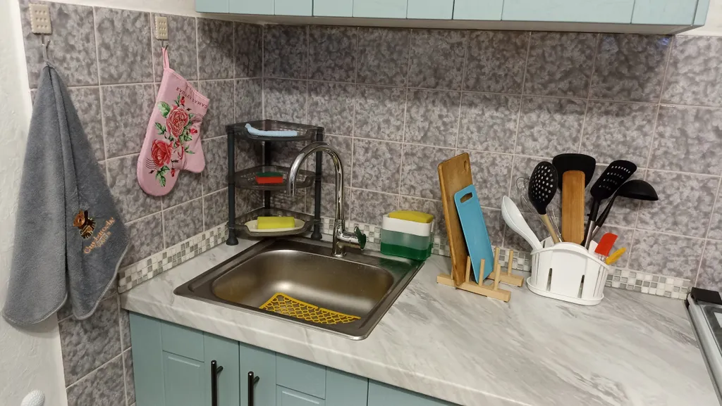 Уютная квартира в жилом районе, рядом с бассейном, магазинами и остановкой