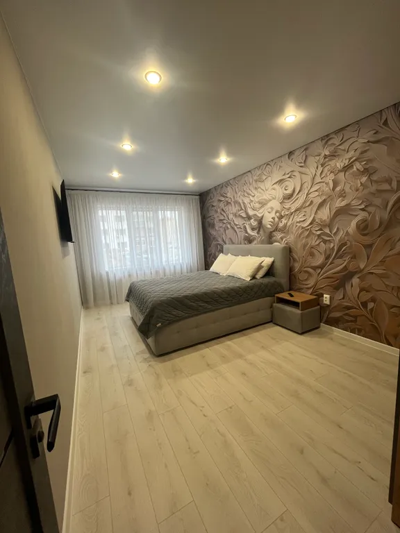 Пpоcтоpная однокомнатная квартира