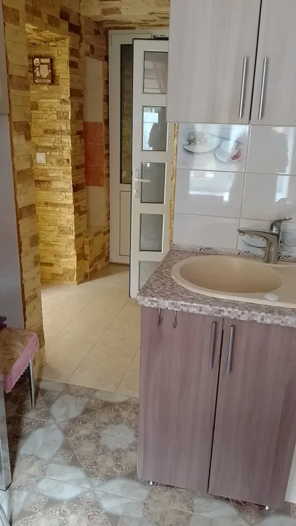 Уютная квартира в центре Тихая Гавань