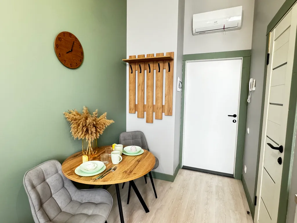 Дизайнерская квартира-студия на двоих