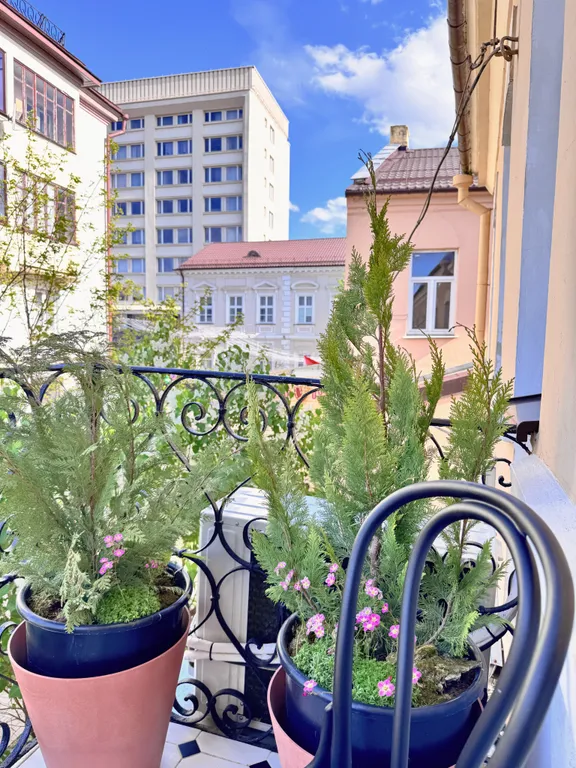 Апартаменты Аристократ на пешеходной площади