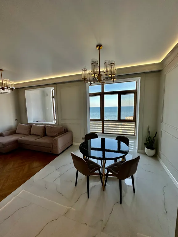 Квартира Апартаменты с панорамным видом на море и горы — Махачкала