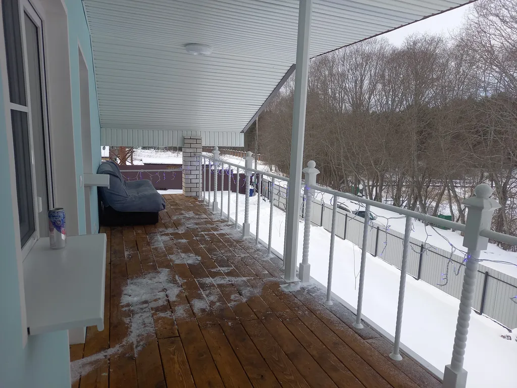 Дом на озере