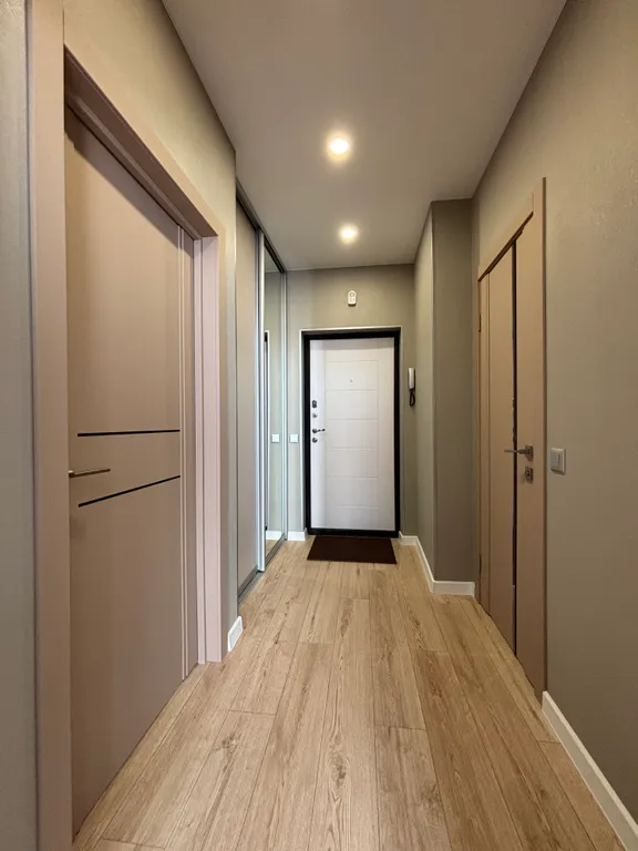 Квартира Квартира в новом доме ЖК«Альпы», в центральном районе Калининграда — Калининград