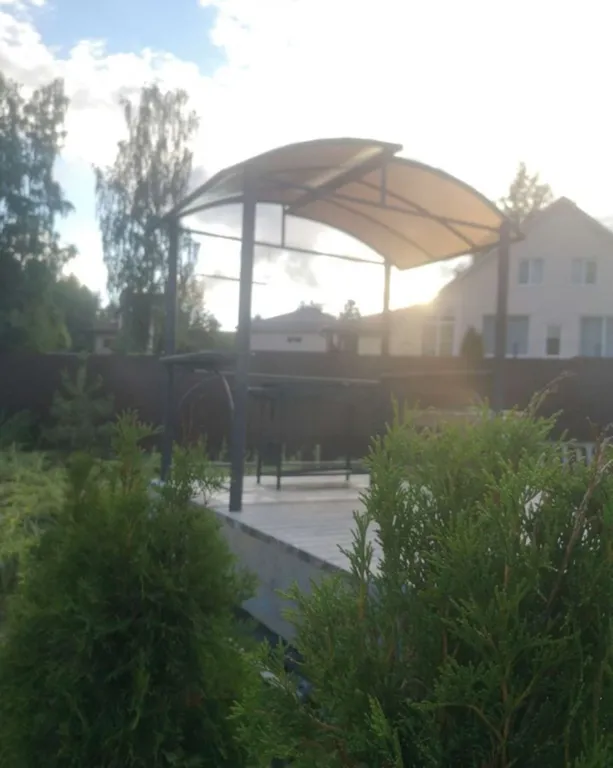 Стильный и уютный дом вблизи города