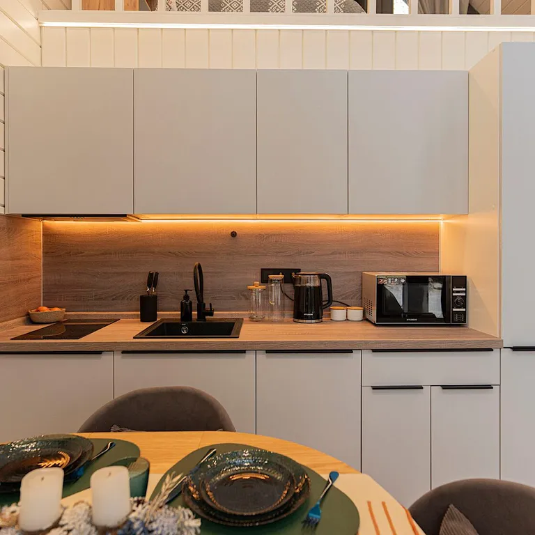 Коттедж Двухэтажный барнхаус на озере с видом на лес — Мичуринское