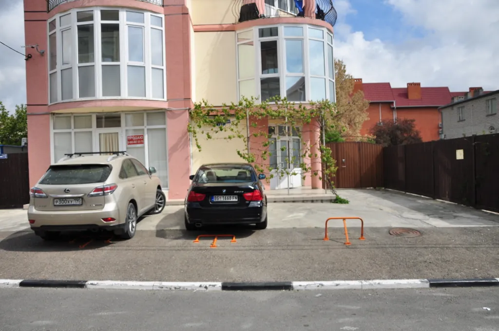 Квартира Трехкомнатная квартира в центре города в 10 минутах от моря — Геленджик