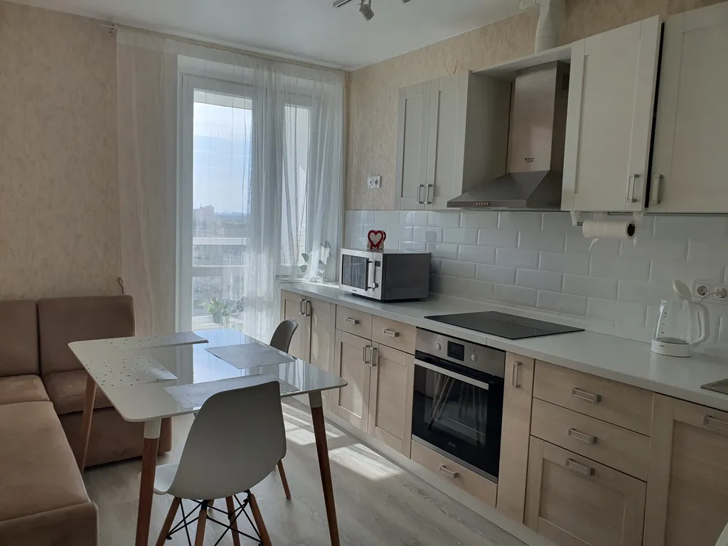 Уютная квартира с красивым видом на закат