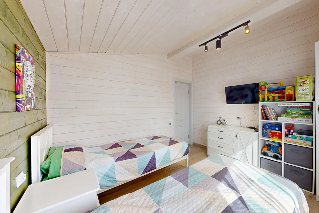 Дом с баней и чаном на участке 10 соток, Green island house