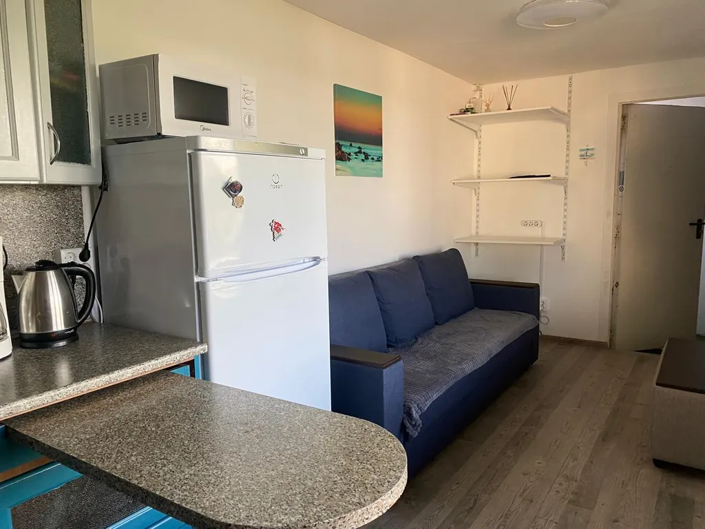 Домик у реки на первой линии