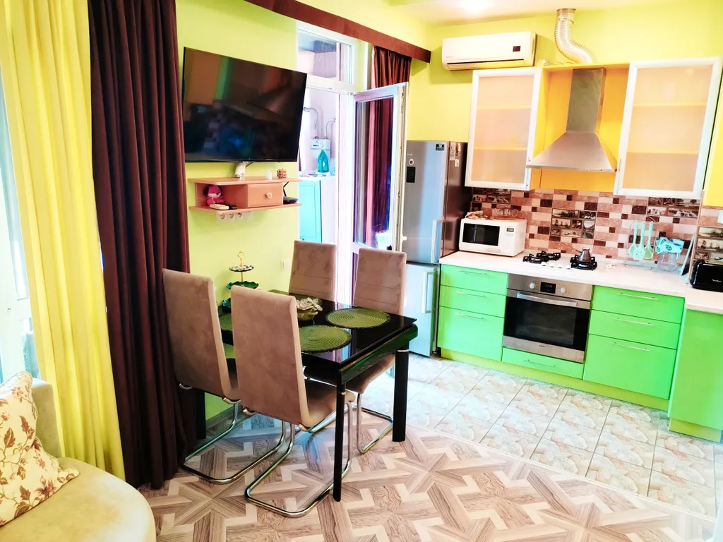 Квартира Квартира 2-х комнатная около моря — Адлер