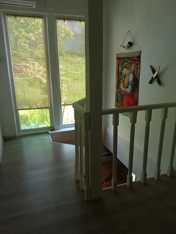 Новый дом с видами на море для приватного отдыха