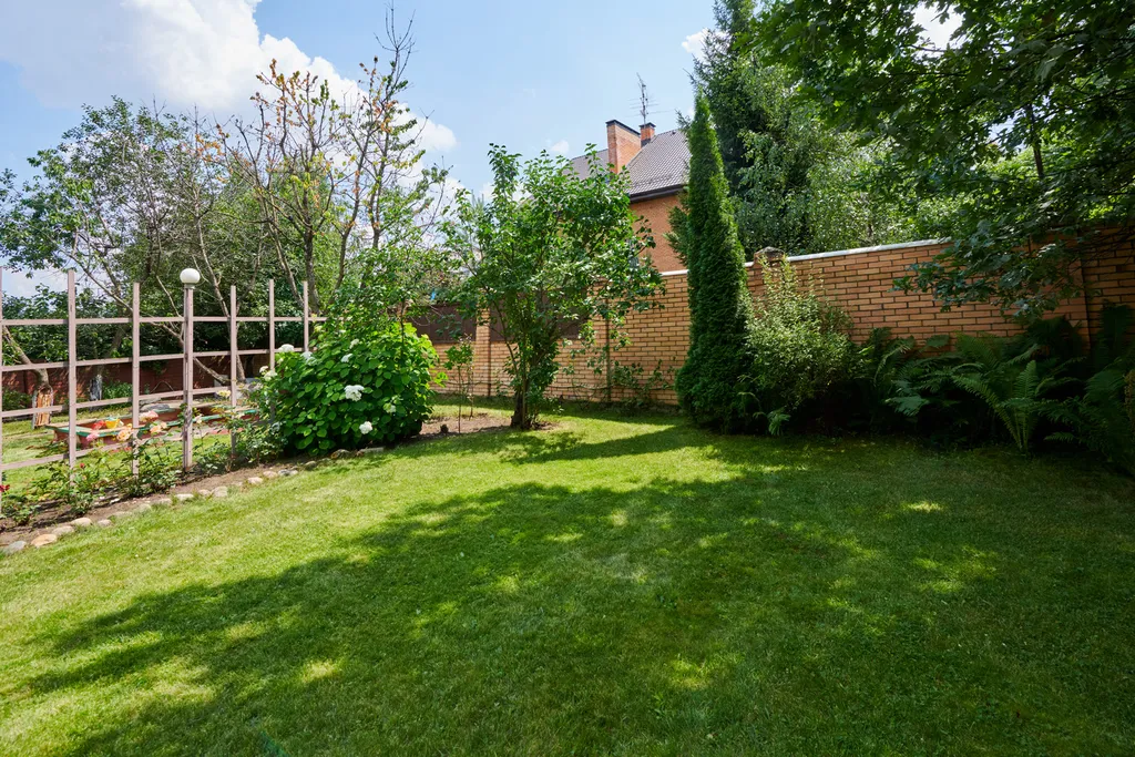 Уютный коттедж с бассейном и сауной