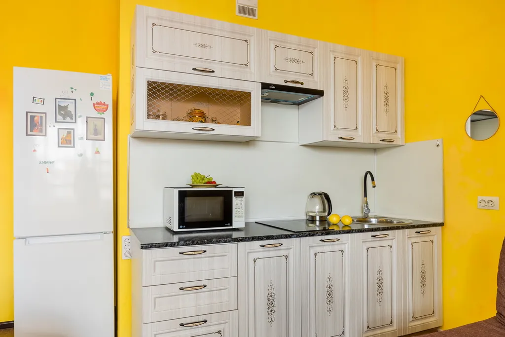 Уютная, солнечная студия