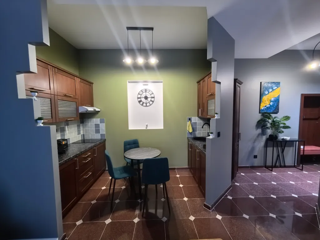 Дизайнерская 2к квартира на набережной реки Волги