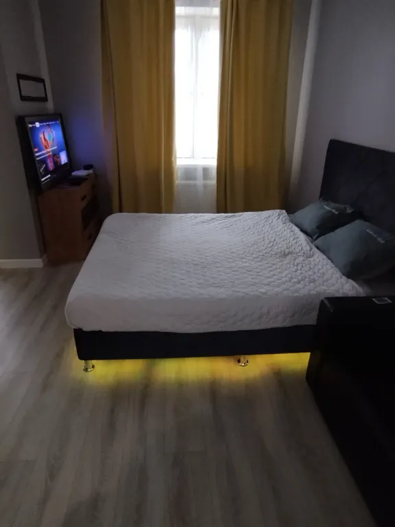 Студия у набeрежной в самoм центpе