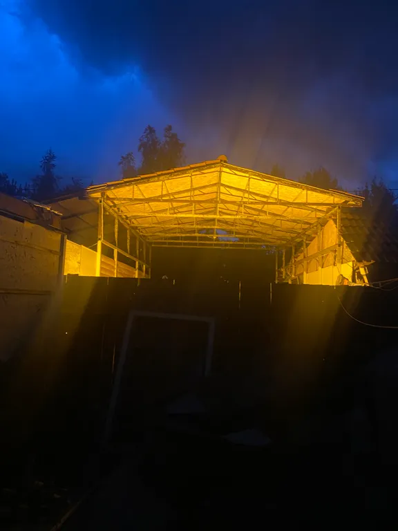 Дом с отдельно стоящей баней