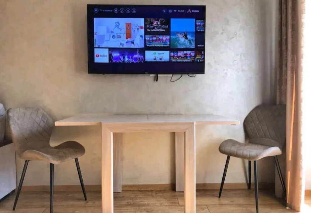 Уютная студия с видом на горы