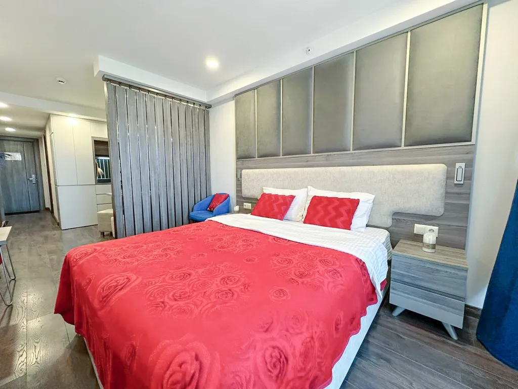 Стильный апартамент Comfort+ в 100 метрах от моря