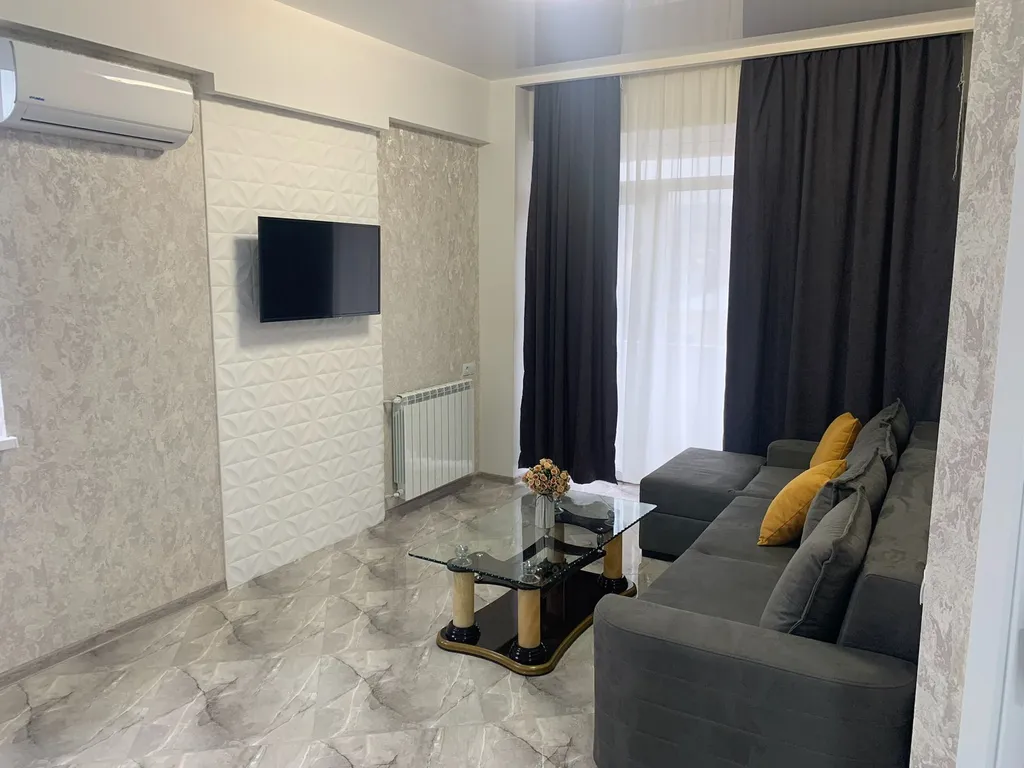 Стильная квартира в 2 минутах от метро Исани