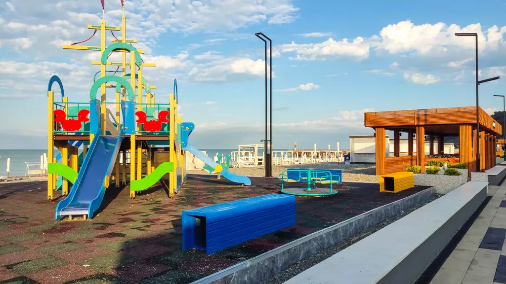 Морская лагуна