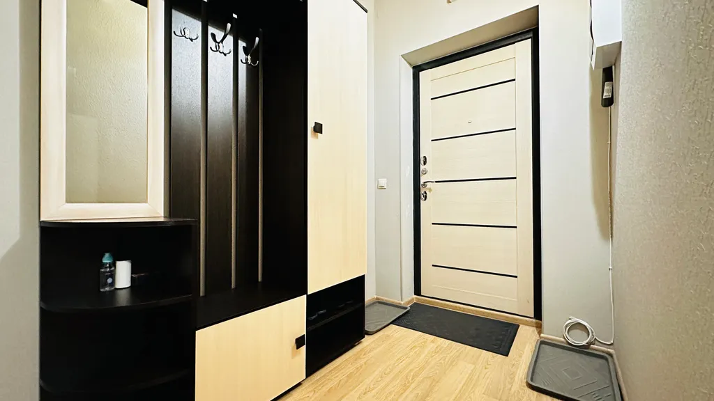 Уютная двухкомнатная квартира у набережной