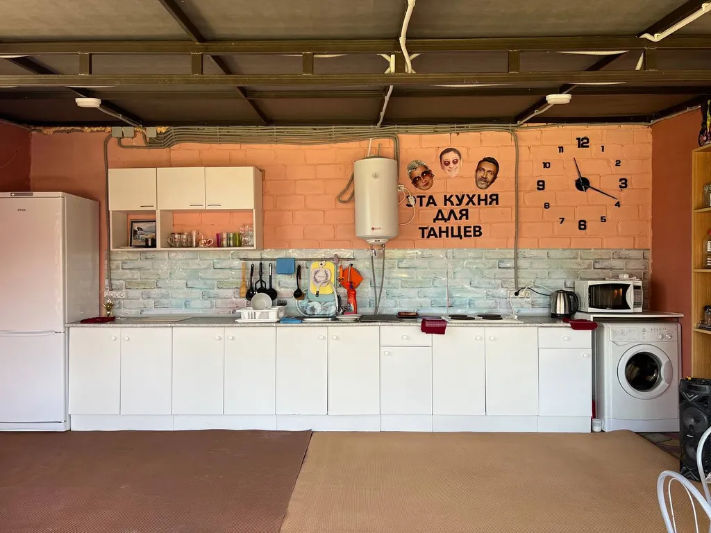 Семейный, шестиместный номер.