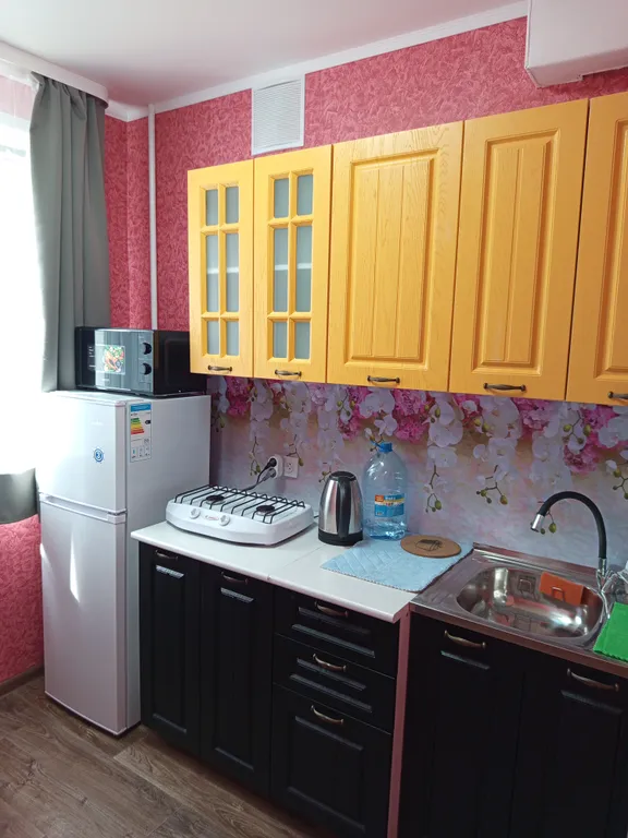 Уютная квартира — аренда посуточно в Орск