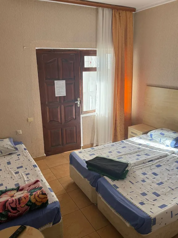 Квартира Комната — аренда посуточно в Лоо