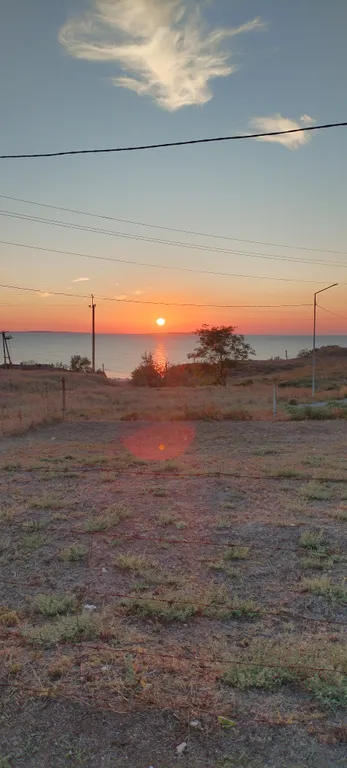 Уютный дом с кухней, на берегу моря