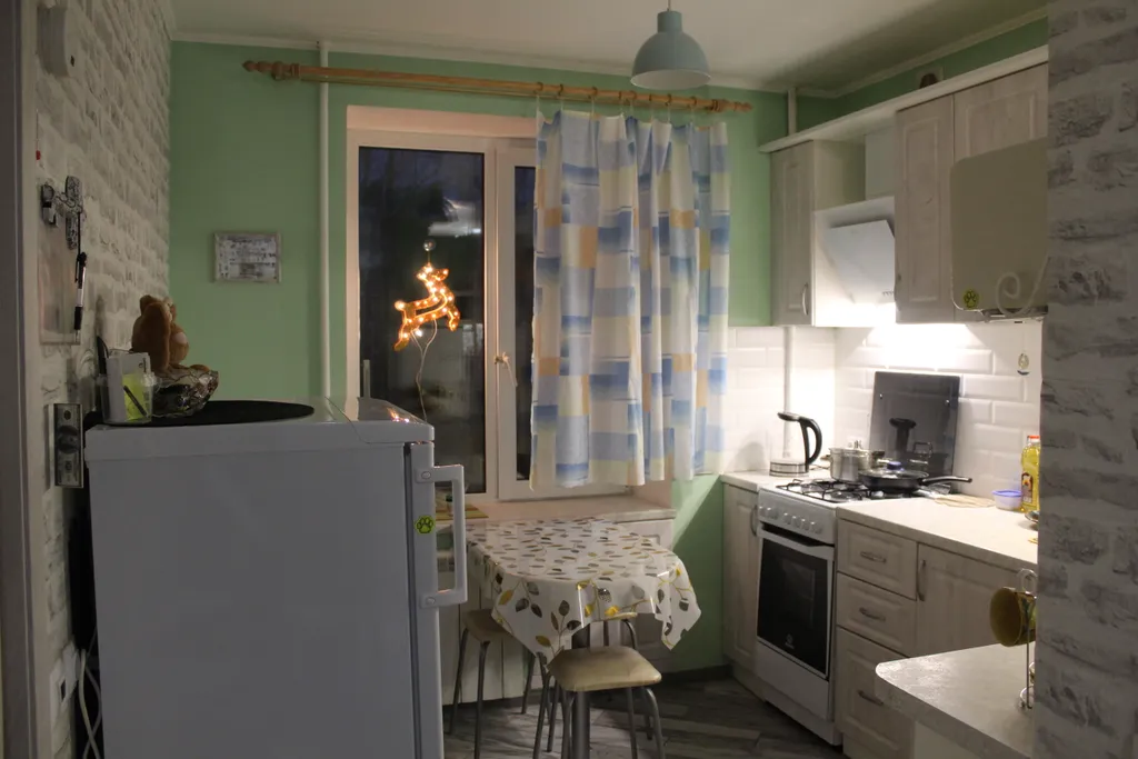 Уютная, светлая квартира недалеко от фонтанов Петергофа