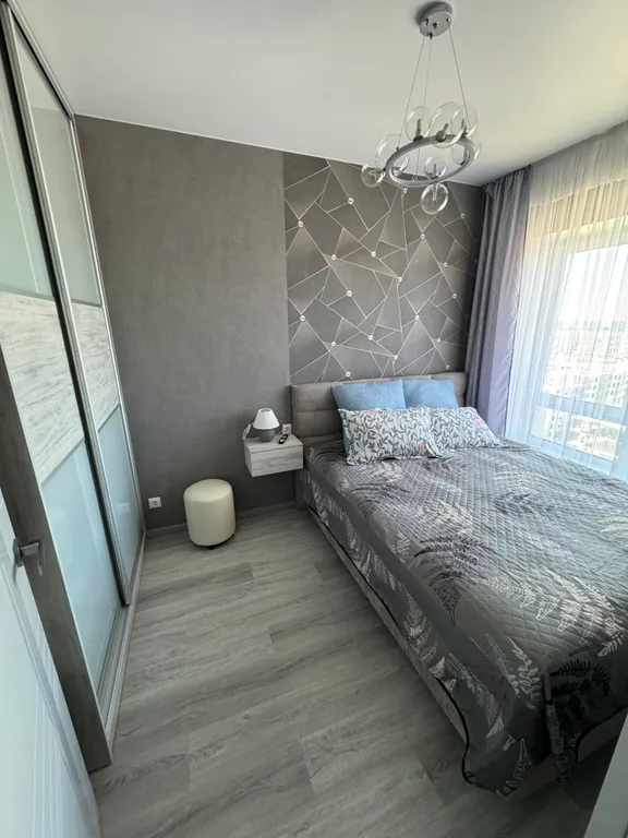 Уютная видовая современная квартира