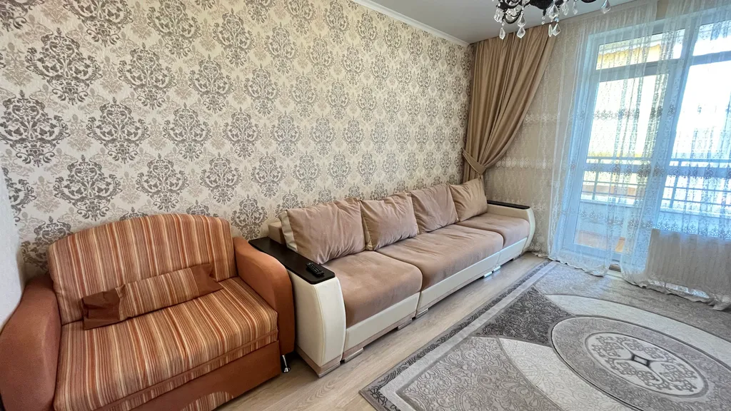 Уютная однокомнатная квартира — аренда посуточно в Тобольск