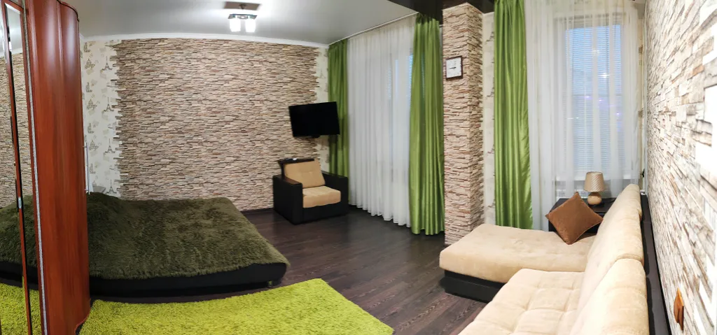 Квартира на набережной