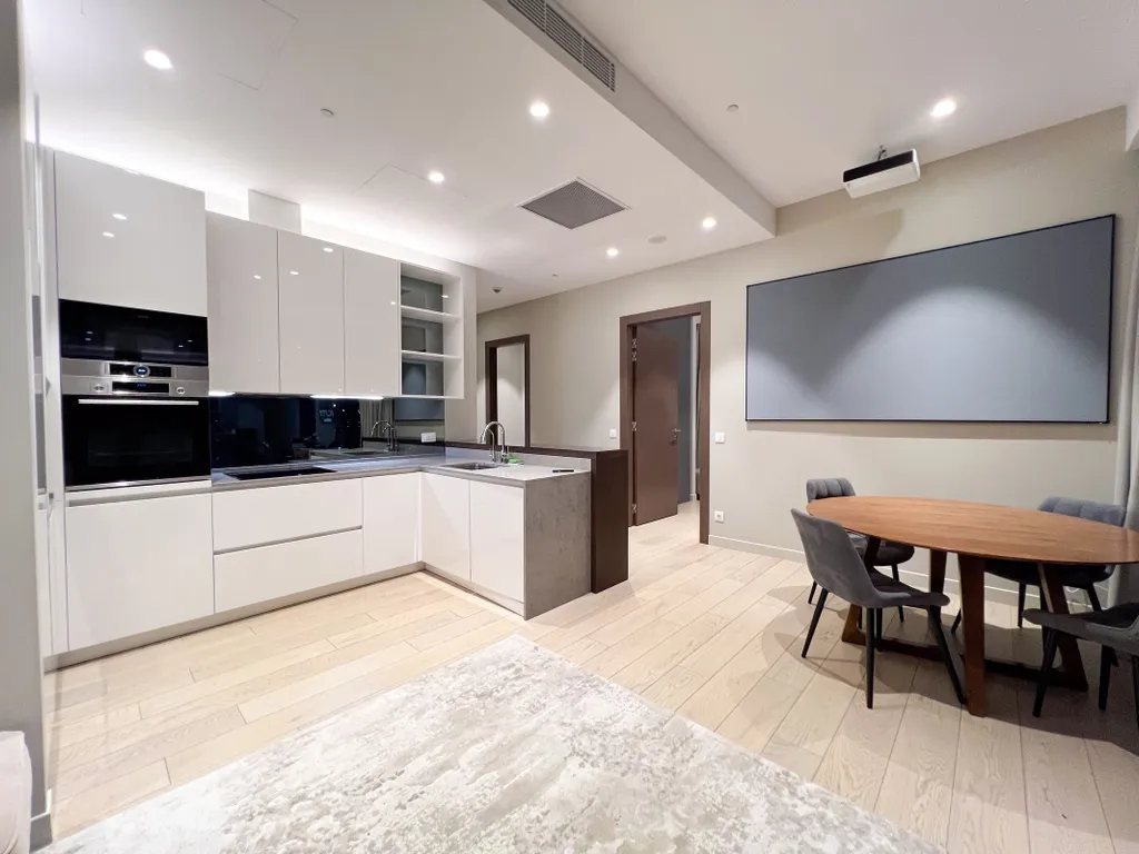 Угловой апартамент в Москва сити