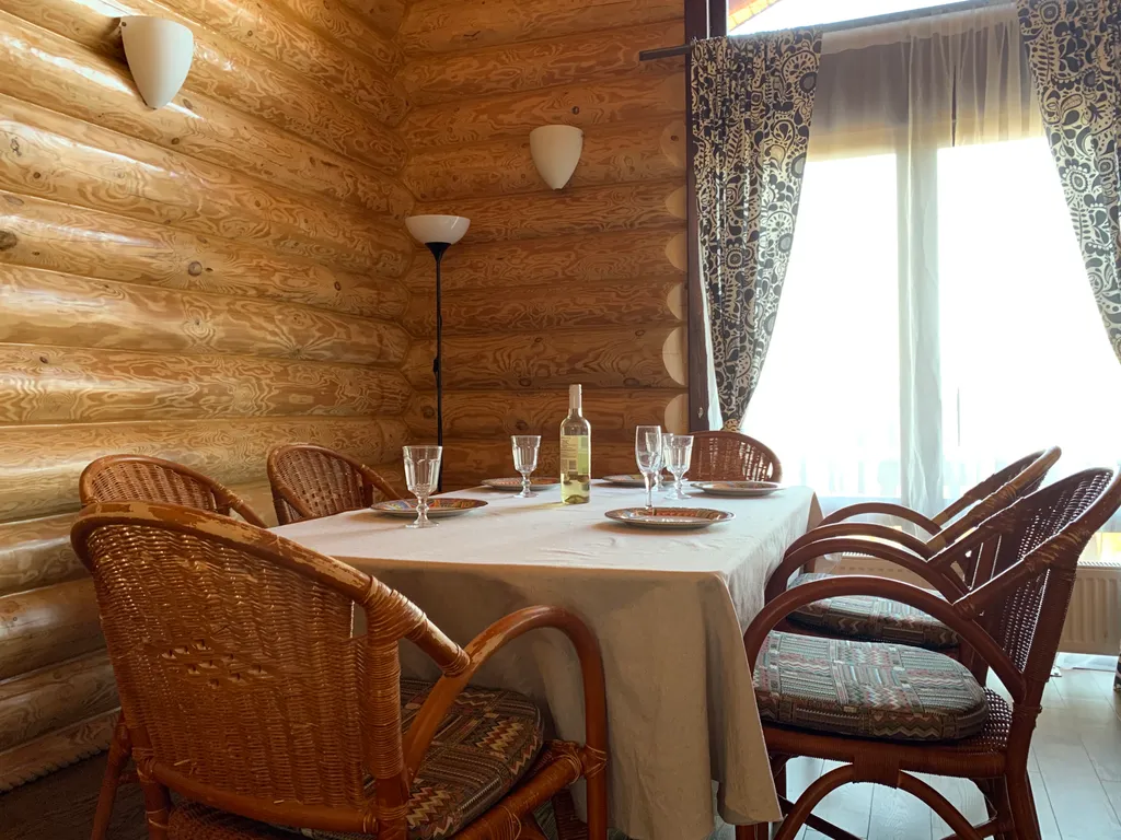 Вилла «Малинка» с теплым бассейном, баней и камином