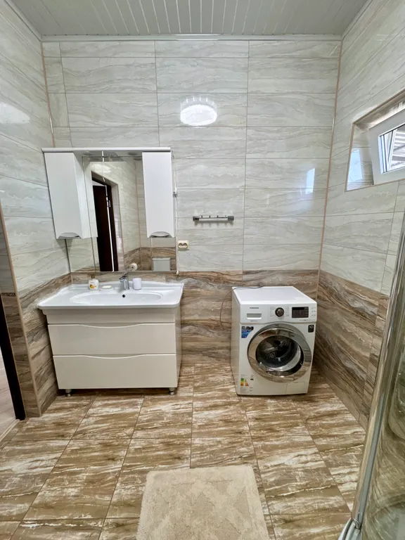 Уютный дом в черте города