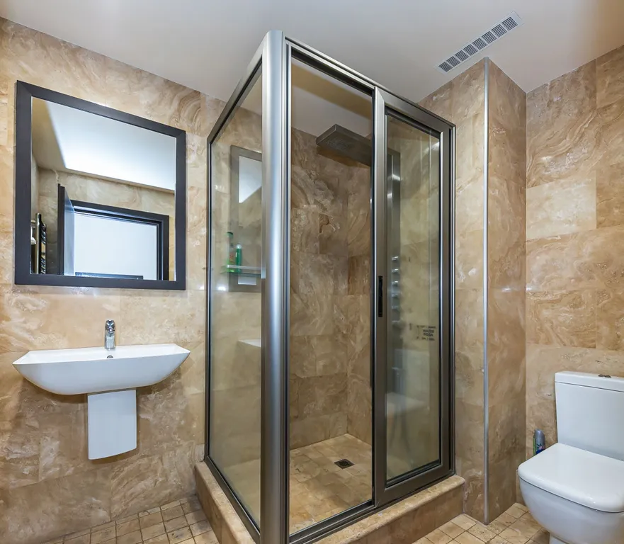 Студия в новом доме с консьержем в самом сердце города