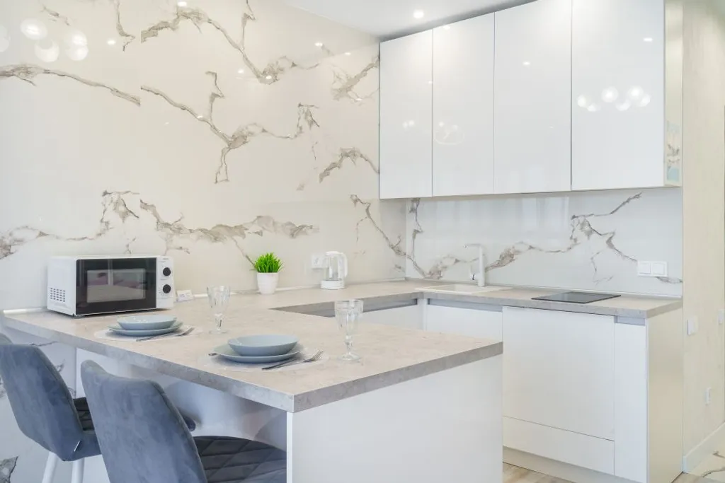 Good Night на Цветаевой 38